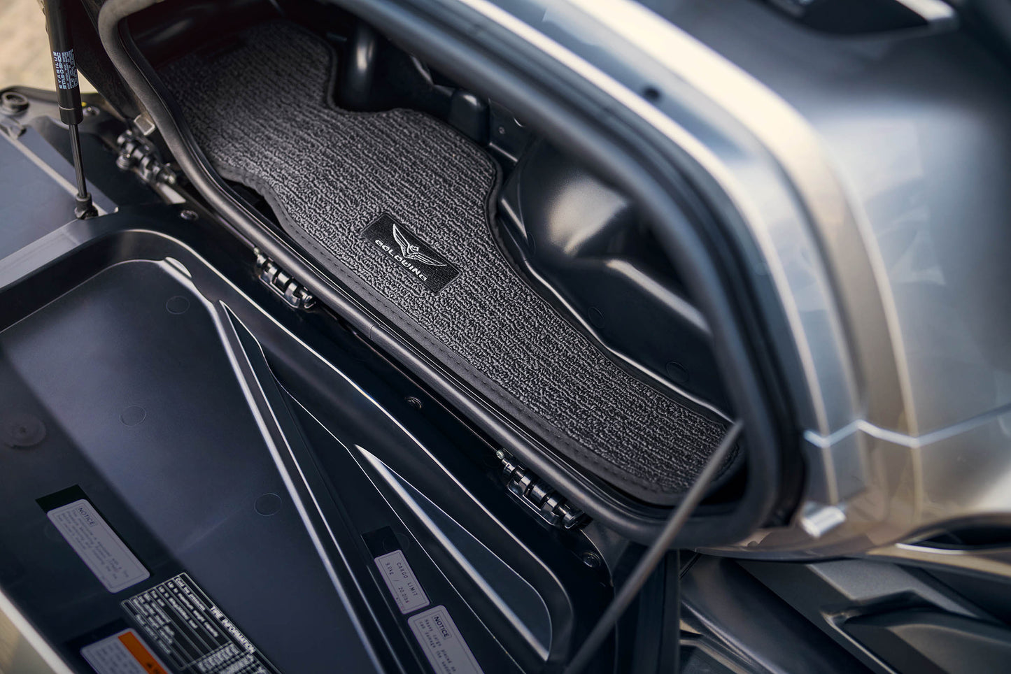 Honda GL1800 Gold Wing Right Pannier Mat 08P02-MKC-A00