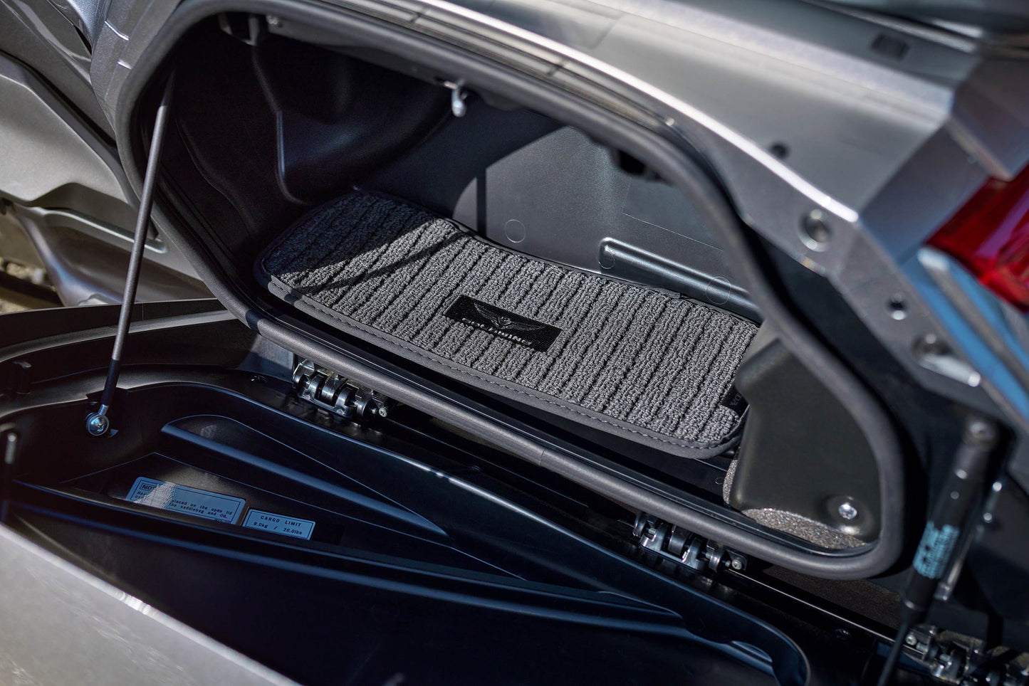 Honda GL1800 Gold Wing Left Pannier Mat - Amp/Speaker Fitted 08P03-MKC-A00