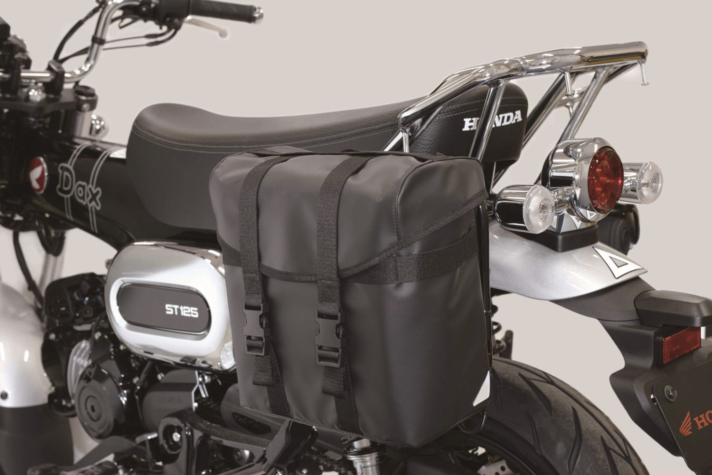Honda ST125 Dax Saddle Bag Kit 08ESY-K2W-SBS