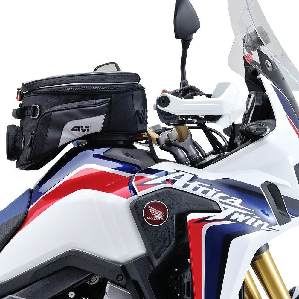 Givi XS320 Tanklock Tank Bag - 15L image 3