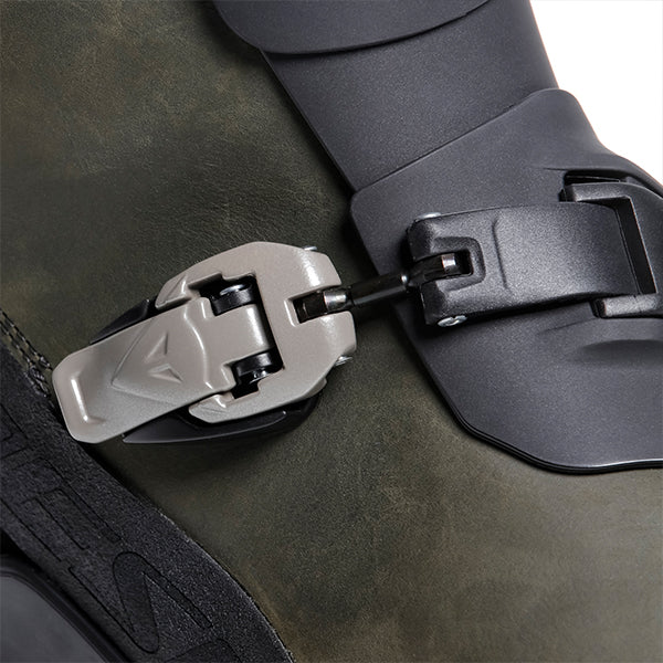 Dainese Seeker GoreTex Boots - Green 70H image 10