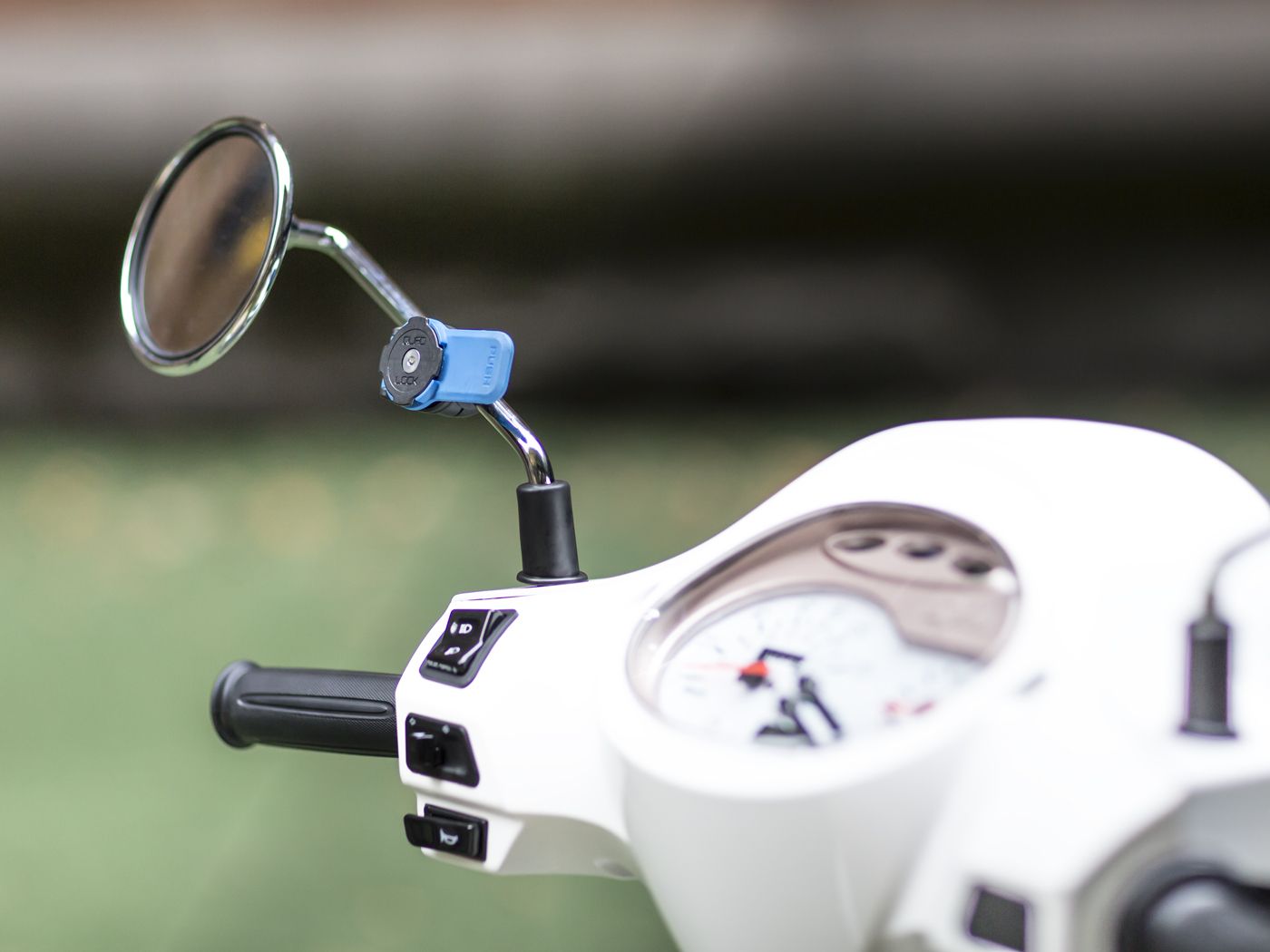 QUADLOCK - Mirror Mount image 4